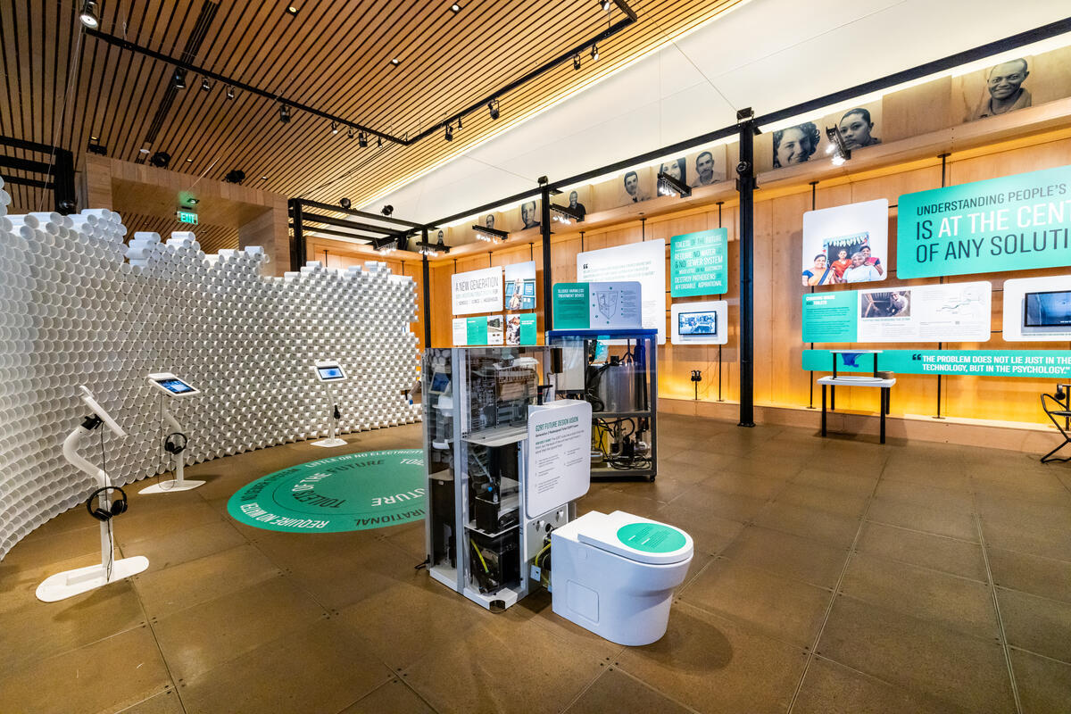 Gallery image of the G2RT toilet prototype at the Discovery Center.